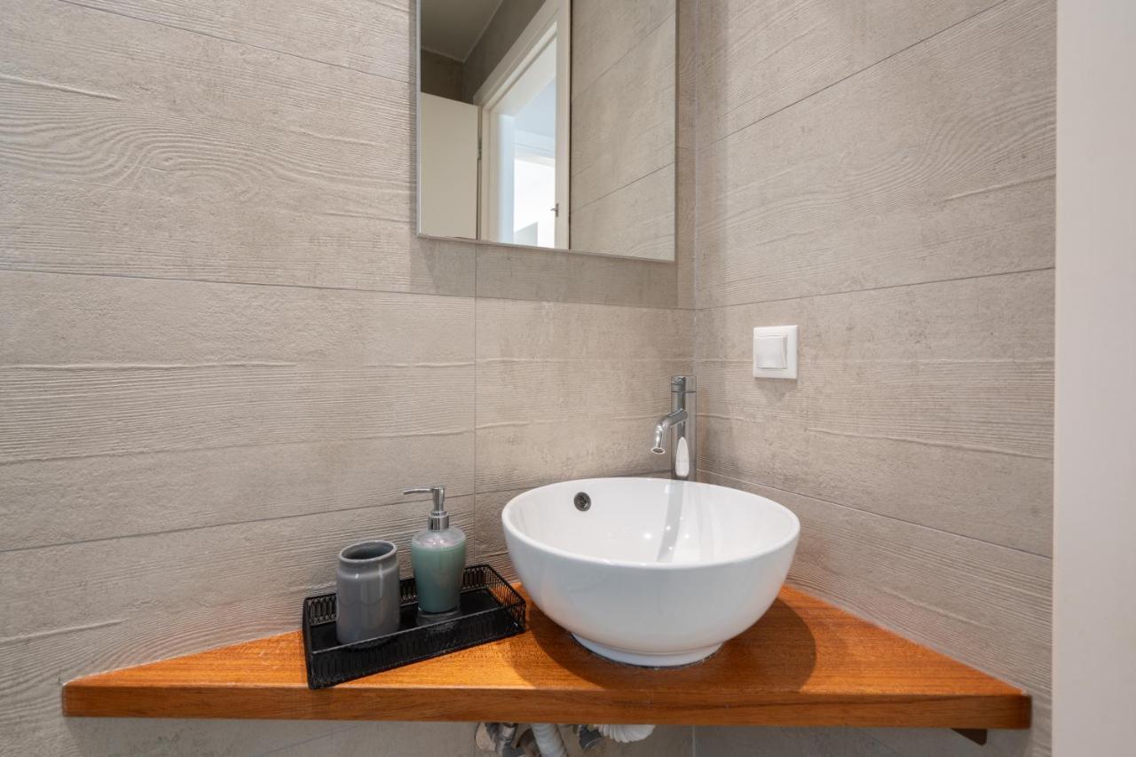 Classy Apartment In Koukaki, Walk To Metro & Acropolis Atena Exterior foto